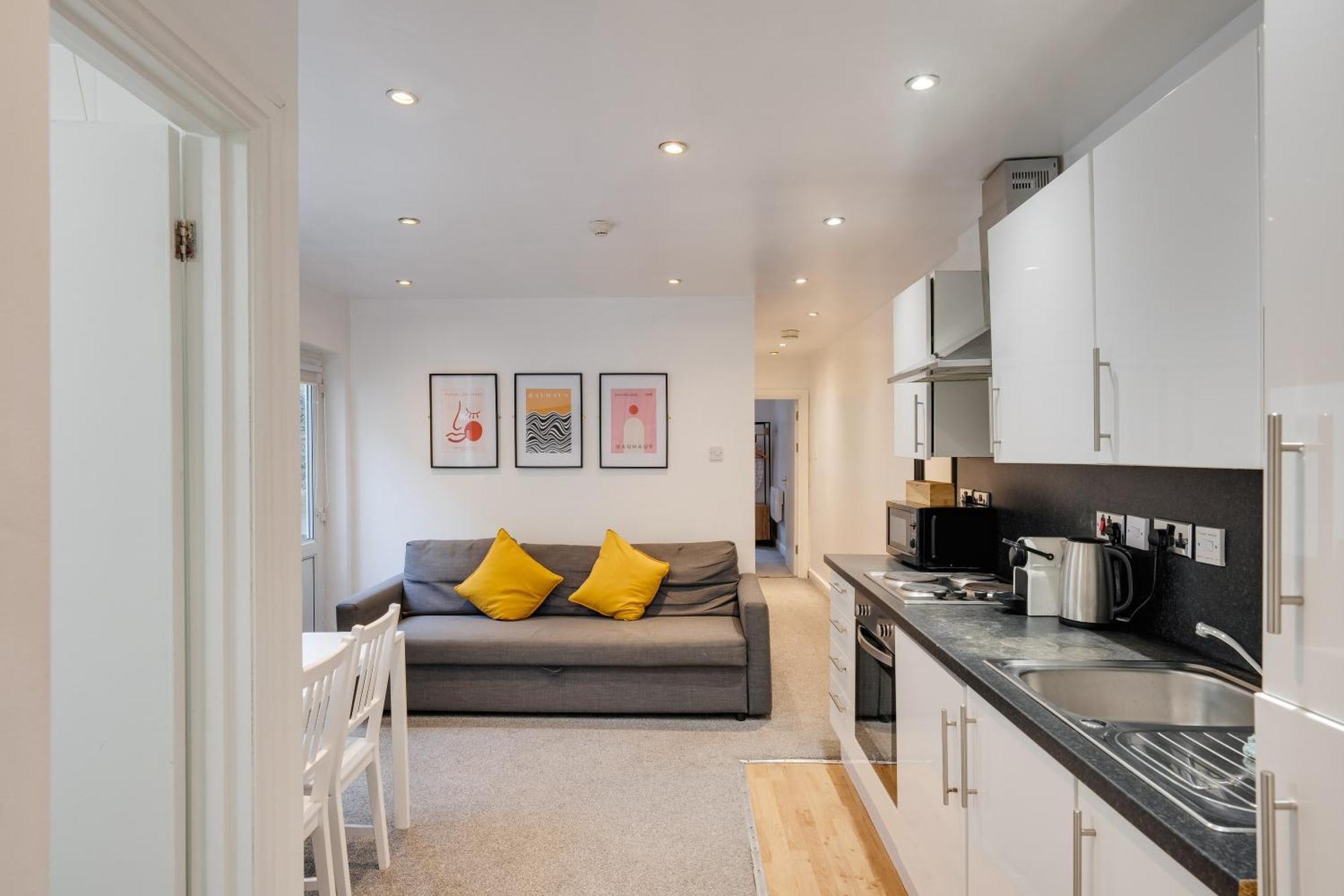 2 Bedroom Aprtmnt For Upto 6 Nr Centre, Uni &Parks Cardiff Esterno foto